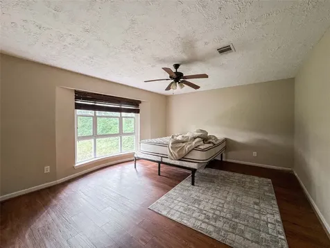 5907 Darkwood Drive Houston TX 77088