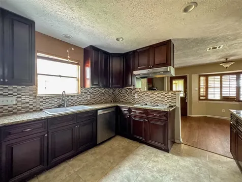 5907 Darkwood Drive Houston TX 77088