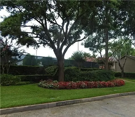 10053 Westpark Drive 325 Houston TX 77042