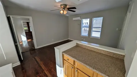 2409 Ridgewood Street Houston TX 77006