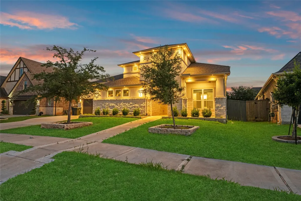 11 Victorian Run Sugar Land TX 77498
