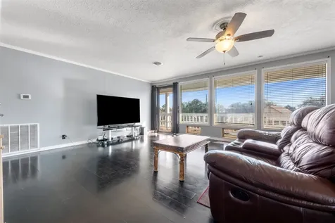 374 Harbor View Drive Livingston TX 77351