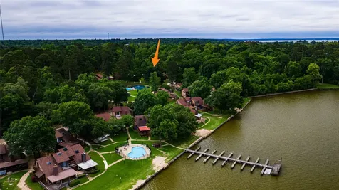 133 Fountain Lake 133 Livingston TX 77351