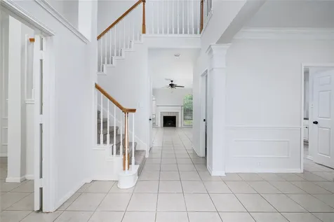107 N Sunny Slope Circle The Woodlands TX 77381