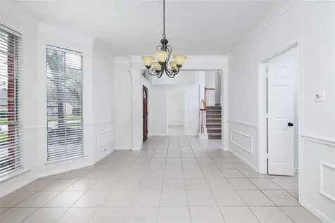 107 N Sunny Slope Circle The Woodlands TX 77381