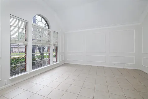 107 N Sunny Slope Circle The Woodlands TX 77381