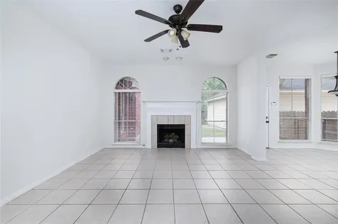 107 N Sunny Slope Circle The Woodlands TX 77381