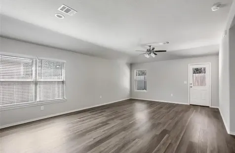 10031 Spring Creek Road Cleveland TX 77327