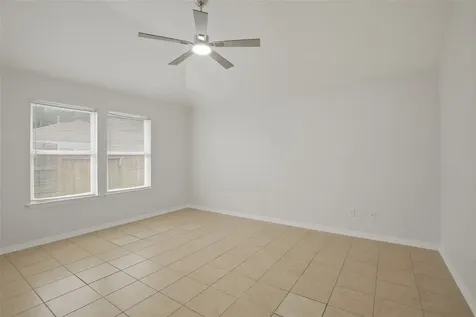4754 Chisholm Hollow Fresno TX 77545