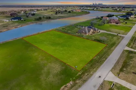6818 Brazos Lakes Drive Richmond TX 77469