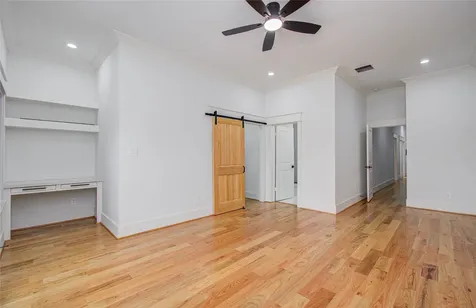 119 E 38th Street Houston TX 77018