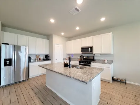 24811 Crimson Pine Drive Houston TX 77336