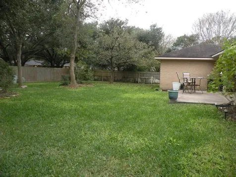 213 Duerr Drive Bellville TX 77418