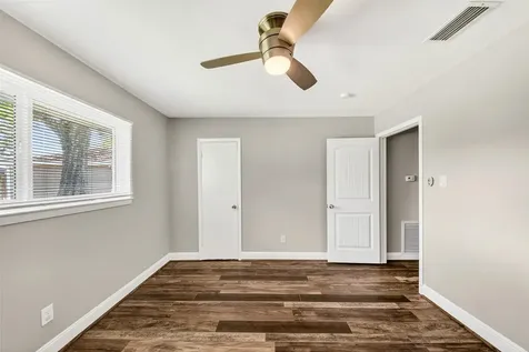 5519 Ariel Street Houston TX 77096