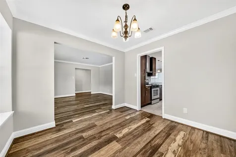 5519 Ariel Street Houston TX 77096