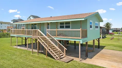 4020 4th Street Galveston TX 77554