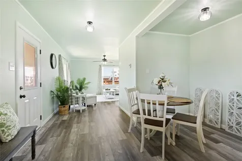 4020 4th Street Galveston TX 77554