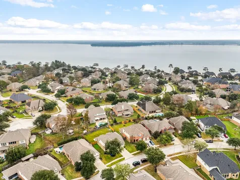 13834 Lake Livingston Drive Houston TX 77044