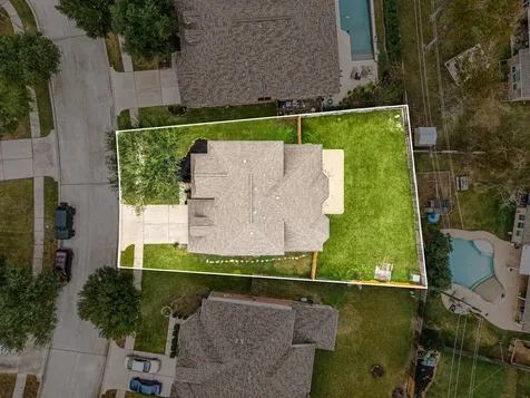 13834 Lake Livingston Drive Houston TX 77044