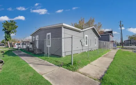 3802 Ranch Street Houston TX 77026