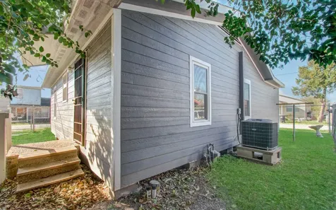 3802 Ranch Street Houston TX 77026