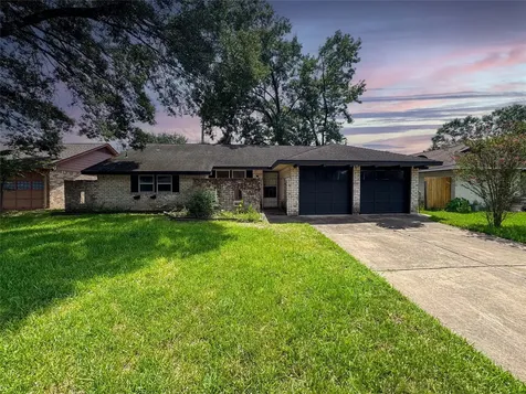 5122 Sandydale Lane Houston TX 77039