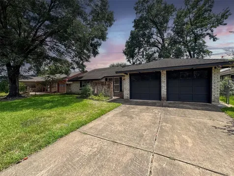 5122 Sandydale Lane Houston TX 77039