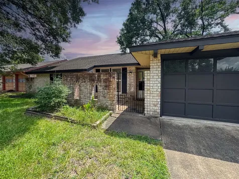 5122 Sandydale Lane Houston TX 77039