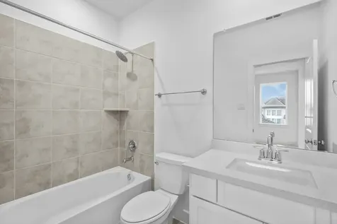 1657 Birch Lake Bend Friendswood TX 77546