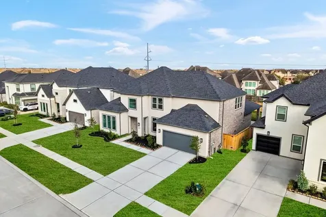 1657 Birch Lake Bend Friendswood TX 77546
