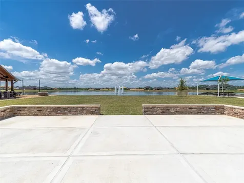 1657 Birch Lake Bend Friendswood TX 77546