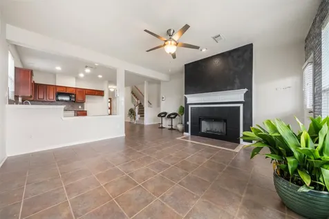 2990 Creek Falls Court Pearland TX 77581