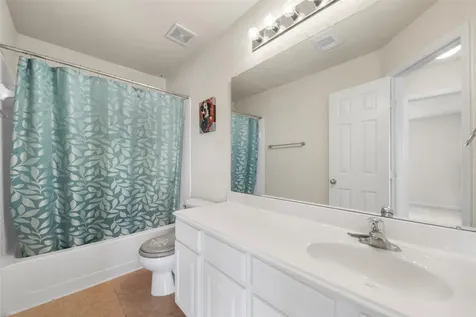 2990 Creek Falls Court Pearland TX 77581