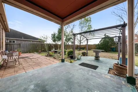 2990 Creek Falls Court Pearland TX 77581