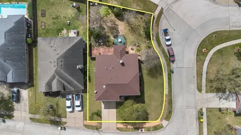 2990 Creek Falls Court Pearland TX 77581