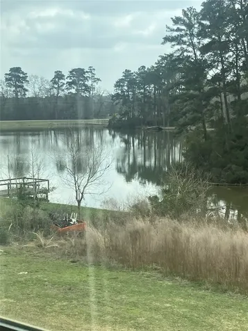 10669 N Lake Road Montgomery TX 77316