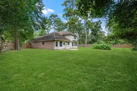1743 Hill Top Lane Kingwood TX 77339