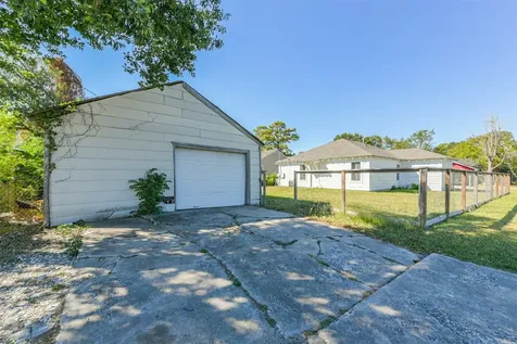 7546 Greendowns Street Houston TX 77087