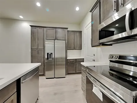 5730 Quinn Landing Road Houston TX 77091
