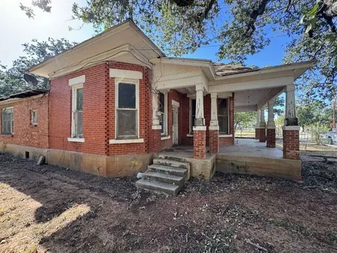 1414 Avenue A Brownwood TX 76801
