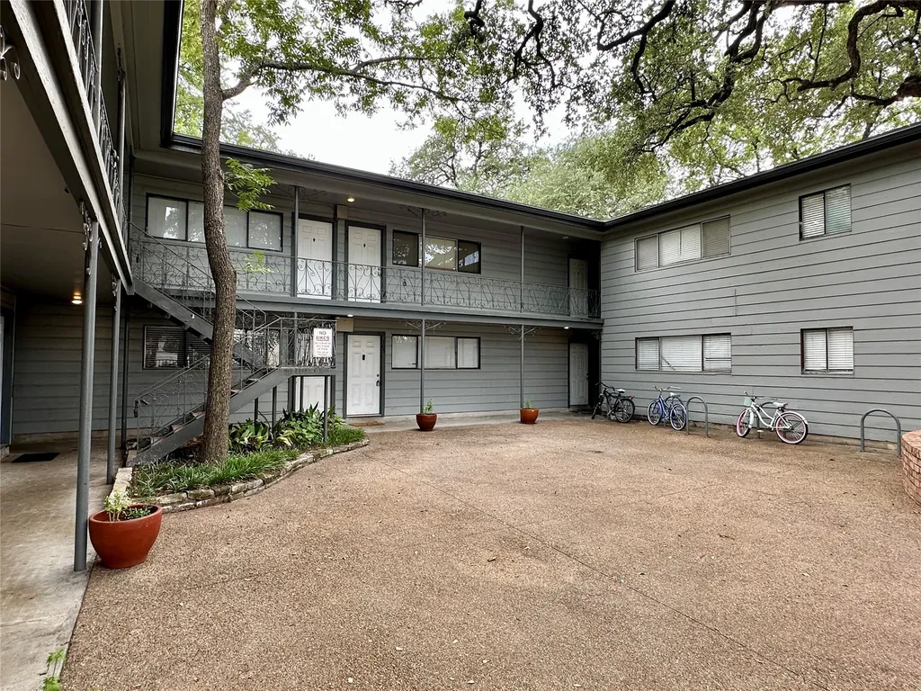 803 W 28th Street 106 Austin TX 78705