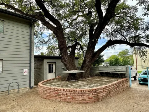 803 W 28th Street 106 Austin TX 78705