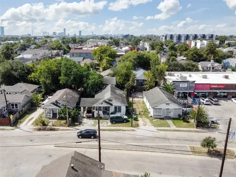 2409 Fulton Street Houston TX 77009