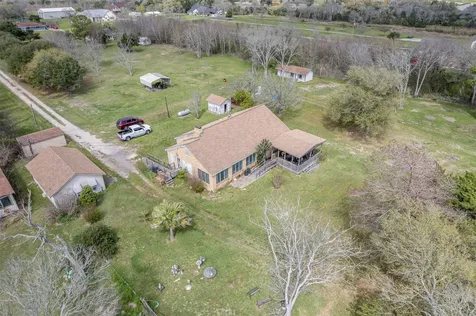11910 Cedar Gully Road Beach City TX 77523