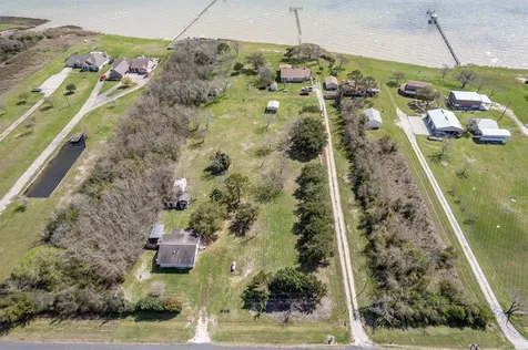 11910 Cedar Gully Road Beach City TX 77523