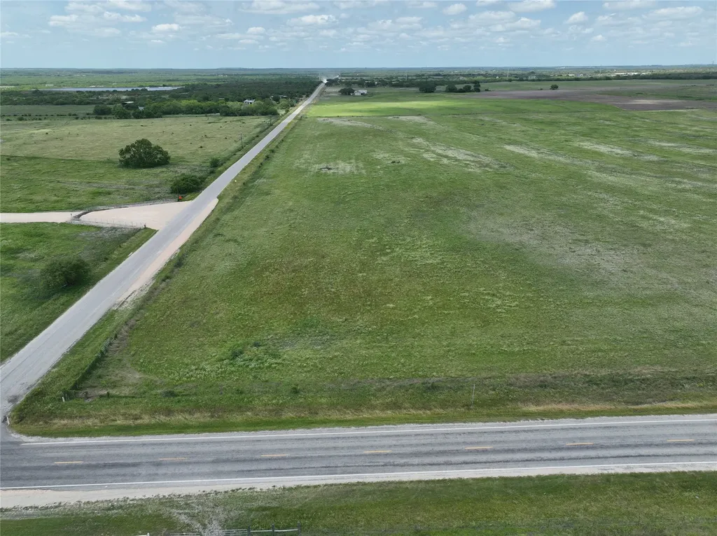 Trail 3 Fm 882 Road Kenedy TX 78119