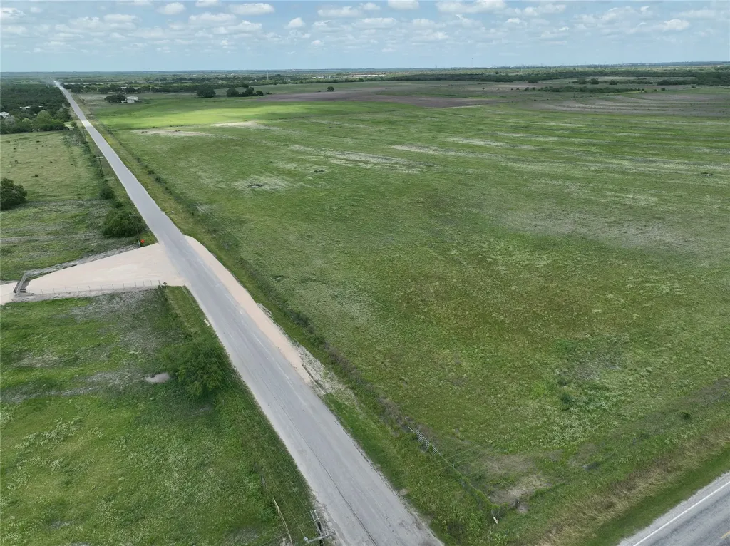 Trail 3 Fm 882 Road Kenedy TX 78119