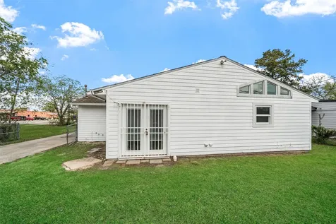7303 Long Point Road Houston TX 77055