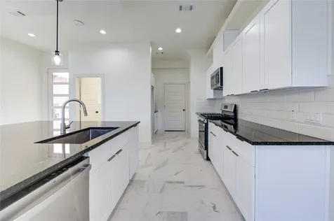 2922 El Fenice Lane Houston TX 77057