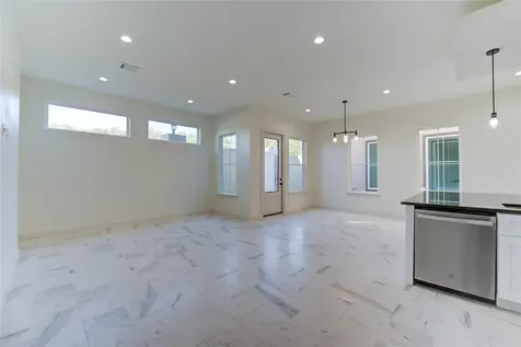 2922 El Fenice Lane Houston TX 77057